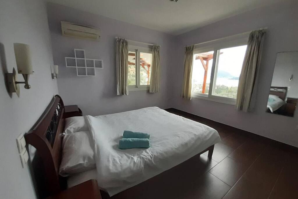 Villa Sunrise With Stunning Views And Private Pool Katokhórion 외부 사진